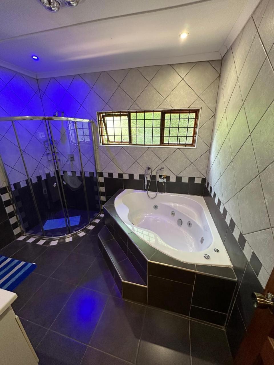 K-Lodge Pietermaritzburg Extérieur photo